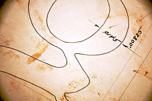 Linotype letter drawing